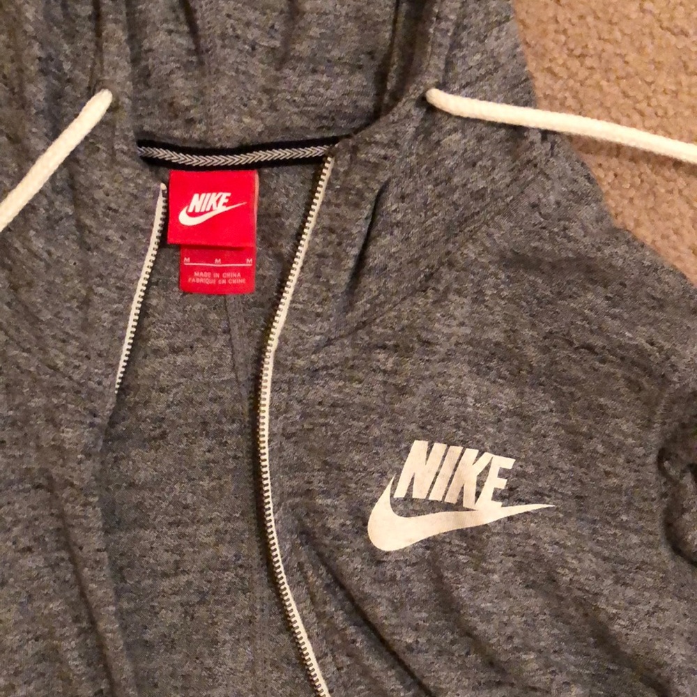 Nike jacket - Picture 2 of 2